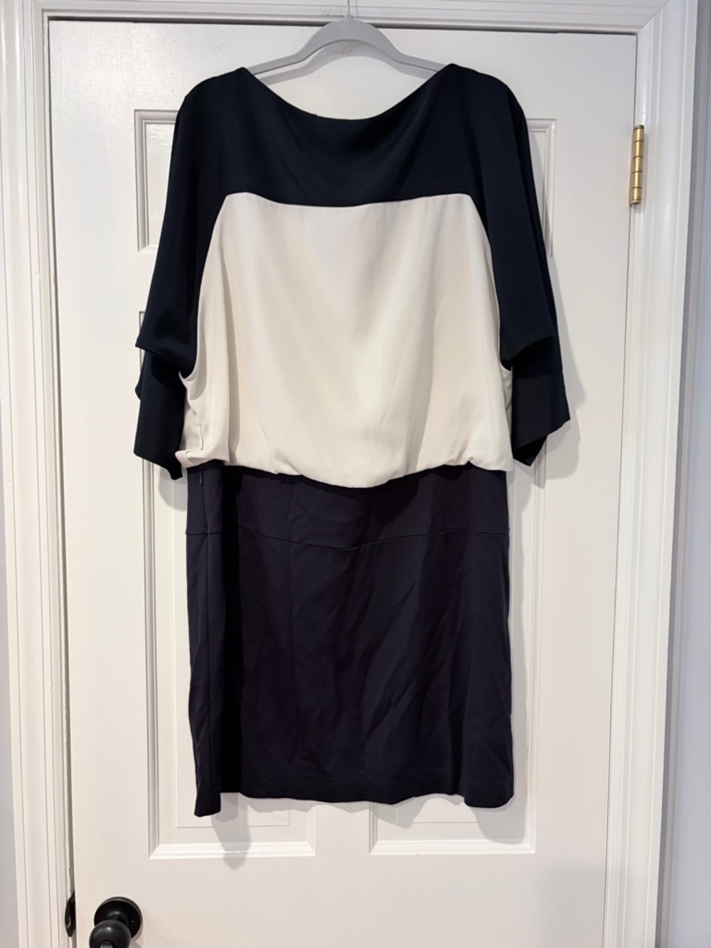 LOFT Colorblock Blouson Dress | Navy & Cream | Size 18 - Picture 3 of 9